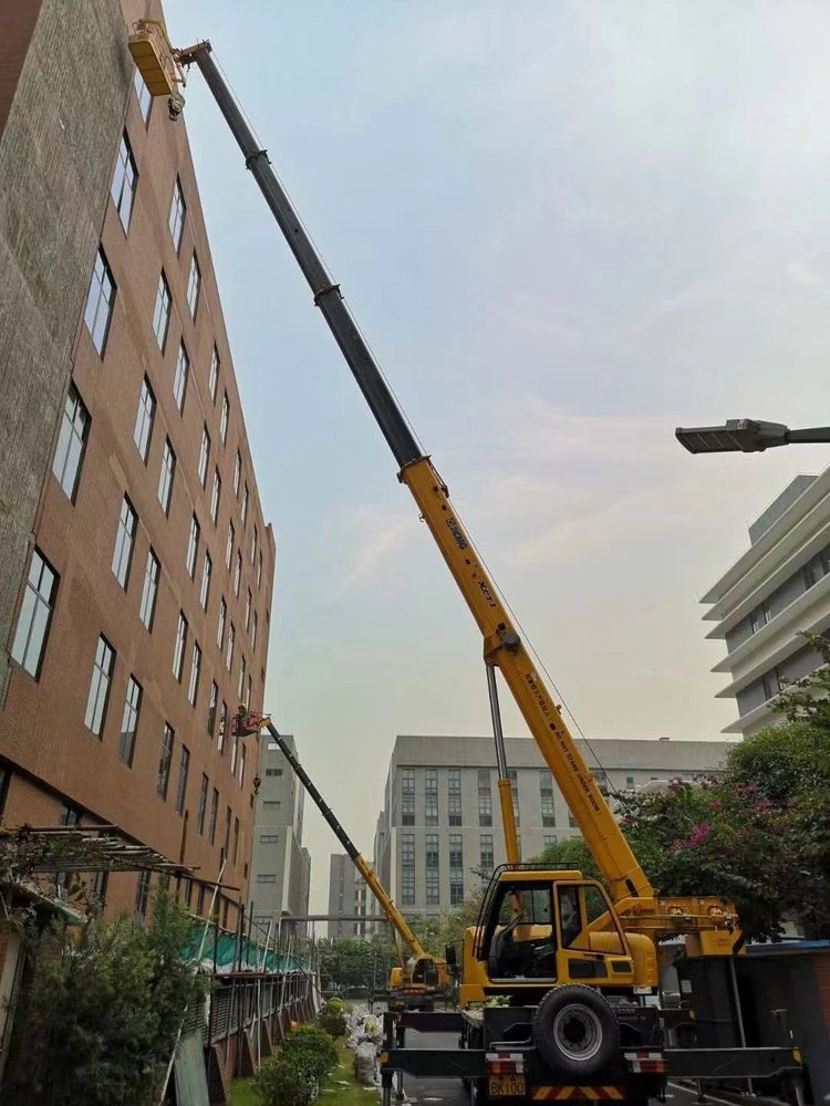 芦山汽车吊出租哪家好，选择最靠谱的服务商指南