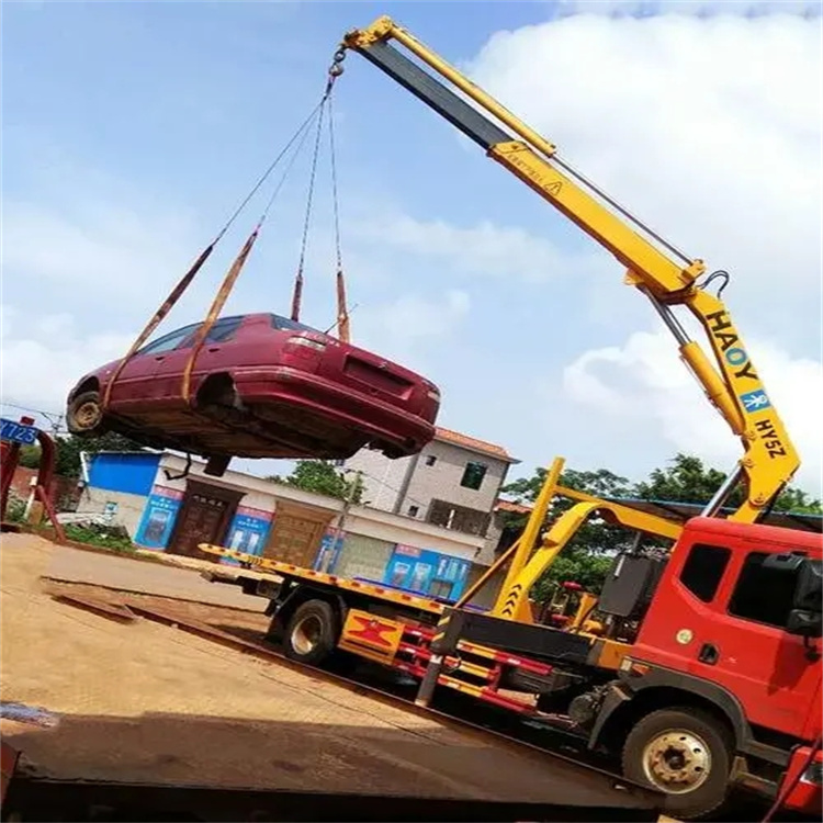 芦山吊车救援小汽车怎么吊