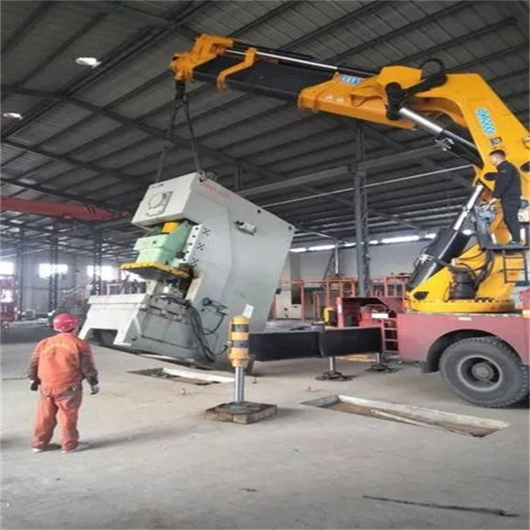 芦山80吨折臂吊车出租附近电话