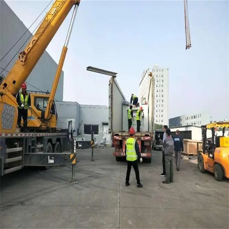 芦山如何找到附近的吊车救援服务